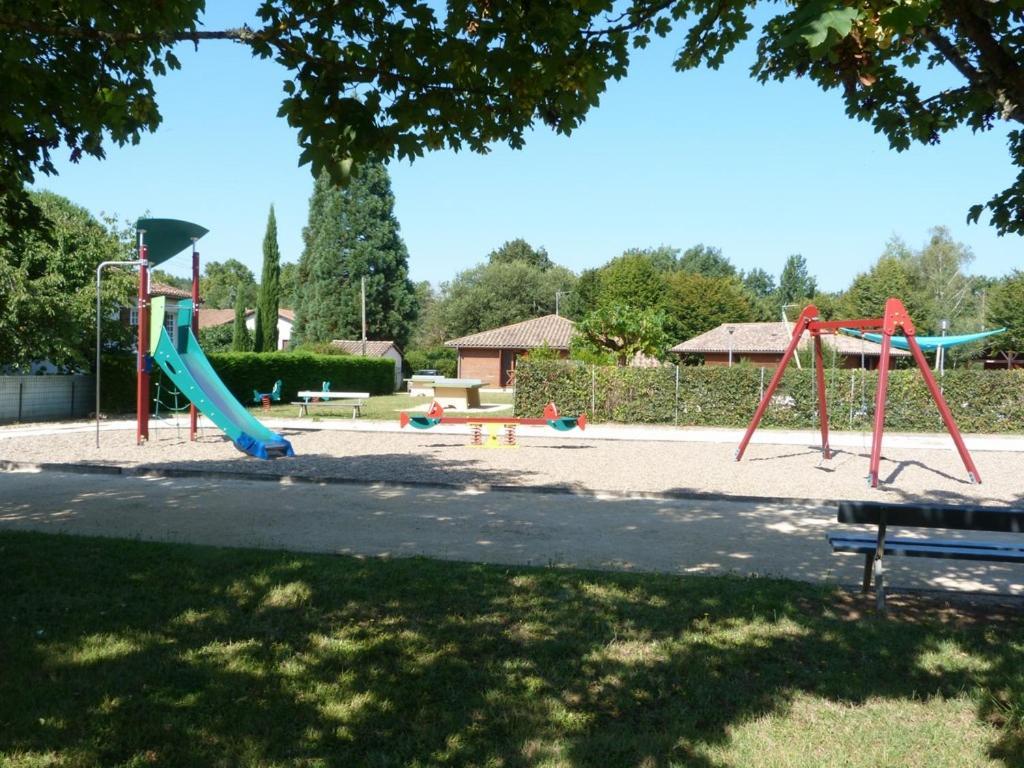 Gites De La Garenne Nerac Exterior photo